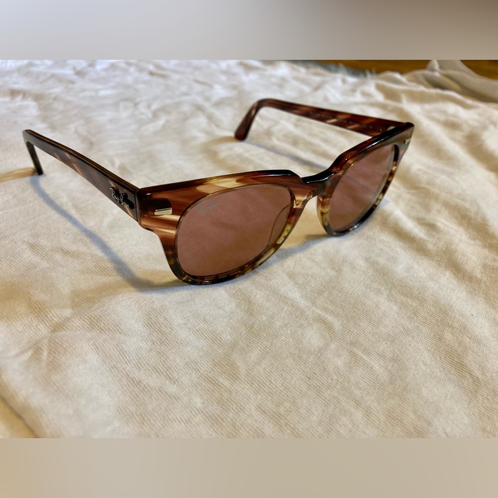 Ray-Ban Meteor Tortoise Sunglasses